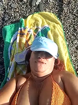 diablilla02 online show from 10.11.25