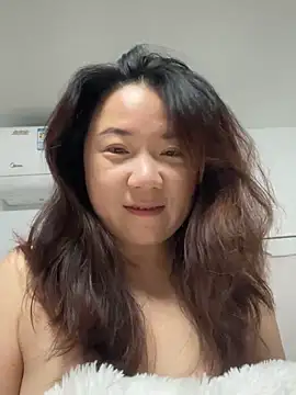 Momo-9988 online show from 11.04.25