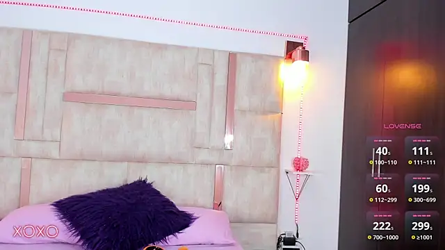 emily  walker online show from 11.06.25