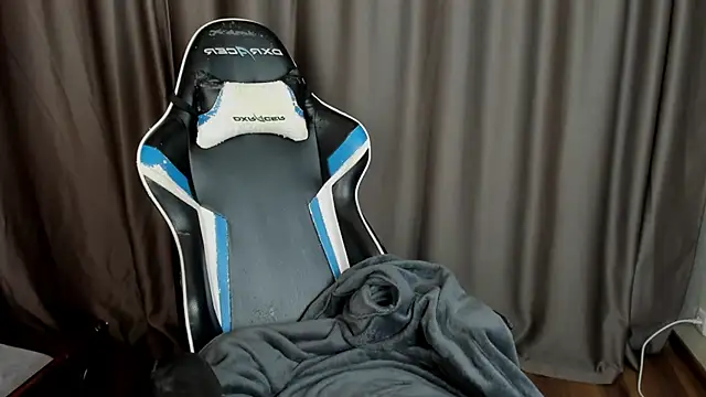 baby xoxo online show from 11.06.25