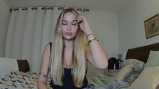 BarbieDolly x online show from 10.18.25