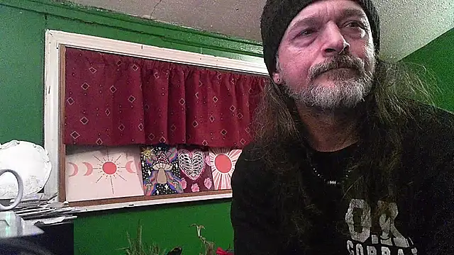 HippieDad333 online show from 04.22.26