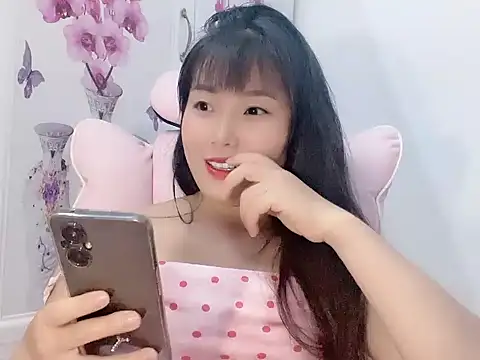 Lie liee online show from 07.08.26