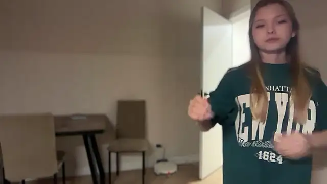 Snapshot of CandysRose chatting on 01.09.26 CandysRose online show from 01.09.26