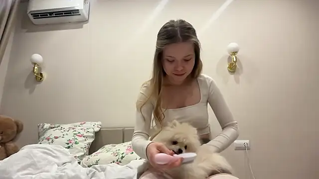 Snapshot of CandysRose chatting on 02.27.26 CandysRose online show from 02.27.26