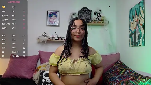 LucyDerby online show from 10.27.25