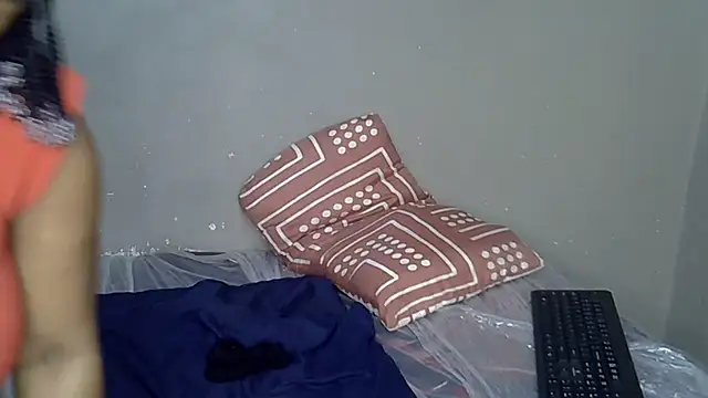 Snapshot of Bellabootie chatting on 11.30.25 Bellabootie online show from 11.30.25