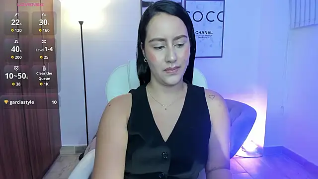 Natasha Kiim  online show from 02.26.26