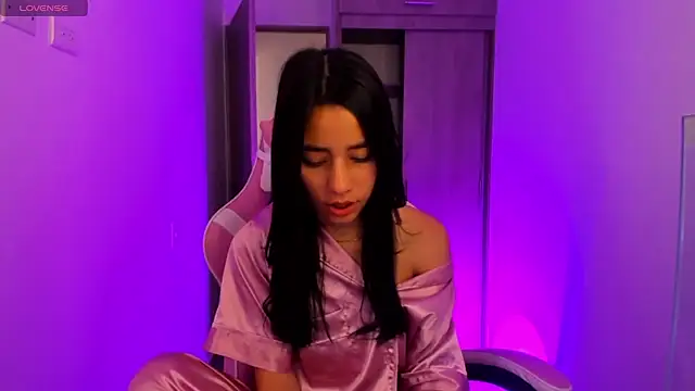 Snapshot of ISABELFORYOU1 chatting on 11.24.25 ISABELFORYOU1 online show from 11.24.25