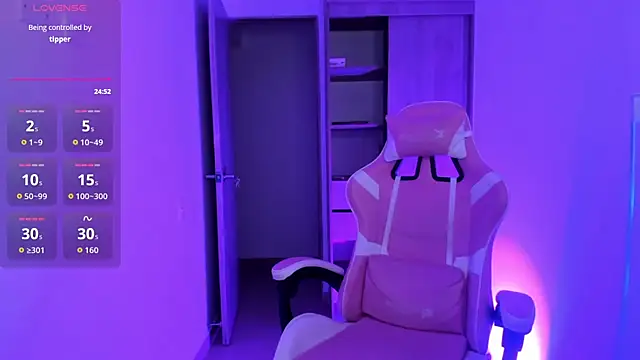 Snapshot of ISABELFORYOU1 chatting on 11.28.25 ISABELFORYOU1 online show from 11.28.25