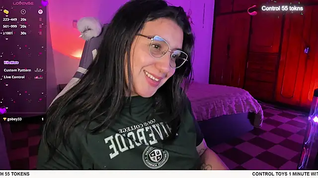 Snapshot of tellmemaddie chatting on 05.30.26 tellmemaddie online show from 05.30.26
