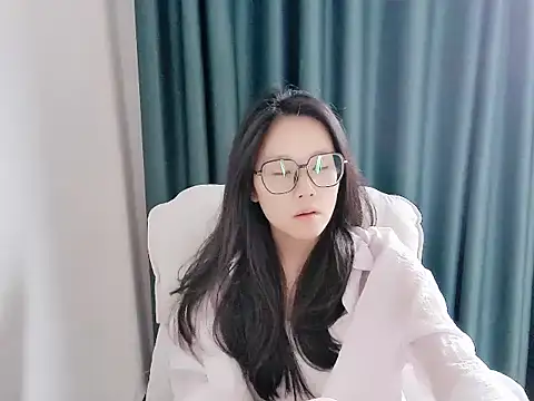 Snapshot of guai00 chatting on 10.07.25 guai00 online show from 10.07.25