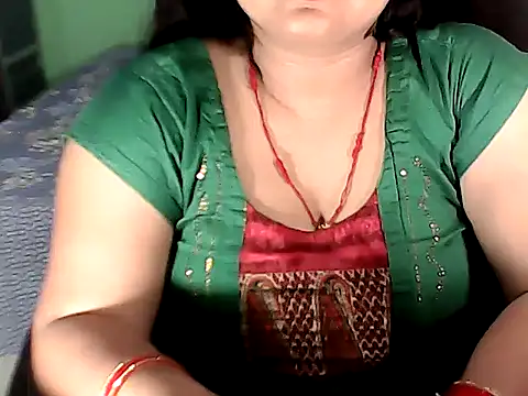 BABITA KUMARII online show from 10.22.25