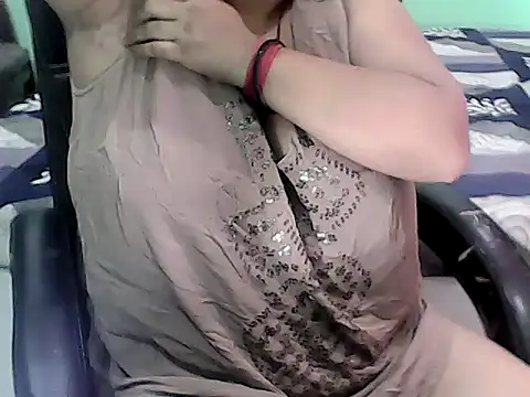 BABITA KUMARII online show from 07.28.26