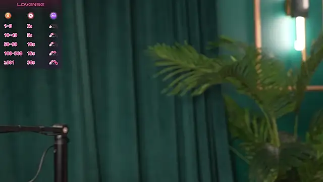 LiraKink online show from 02.20.26