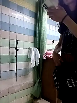 Snapshot of Aaronur chatting on 09.27.25 Aaronur online show from 09.27.25