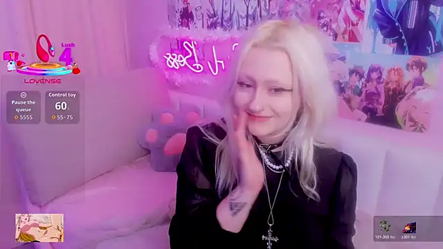 JuliaSharkk online show from 01.08.26