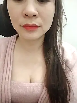 Snapshot of Girl_Shy2000 chatting on 12.20.25 Girl Shy2000 online show from 12.20.25