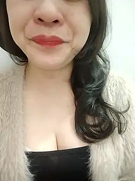 Snapshot of Girl_Shy2000 chatting on 01.14.26 Girl Shy2000 online show from 01.14.26