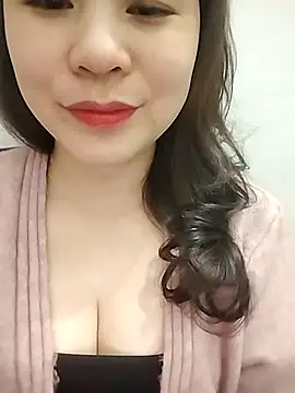 Snapshot of Girl_Shy2000 chatting on 02.01.26 Girl Shy2000 online show from 02.01.26