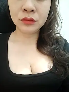 Girl Shy2000 online show from 02.23.26