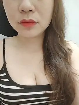 Snapshot of Girl_Shy2000 chatting on 05.19.26 Girl Shy2000 online show from 05.19.26