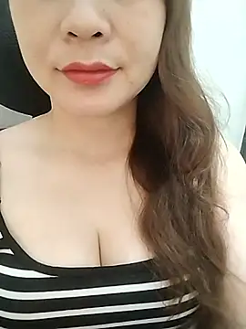 Snapshot of Girl_Shy2000 chatting on 06.17.26 Girl Shy2000 online show from 06.17.26