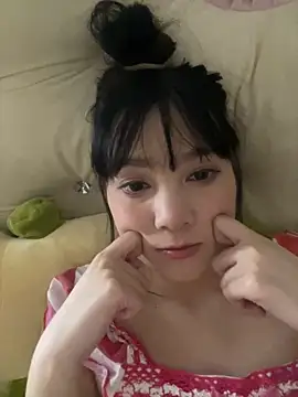 Xdouyaa online show from 10.20.25