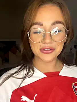 MissPixieRae online show from 10.26.25