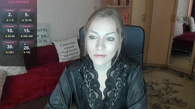 Snapshot of Tiffany_Bates chatting on 05.29.26 Tiffany Bates online show from 05.29.26