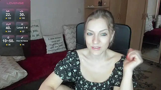 Snapshot of Tiffany_Bates chatting on 07.20.26 Tiffany Bates online show from 07.20.26