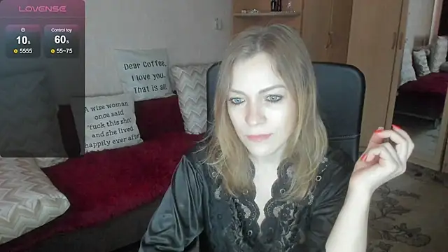 Snapshot of Tiffany_Bates chatting on 07.25.26 Tiffany Bates online show from 07.25.26