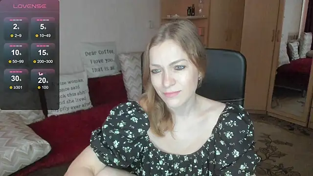 Snapshot of Tiffany_Bates chatting on 08.04.26 Tiffany Bates online show from 08.04.26