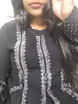 Miss Rose   online show from 10.06.25