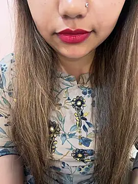 Miss Rose   online show from 05.18.26