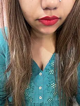 Miss Rose   online show from 05.21.26