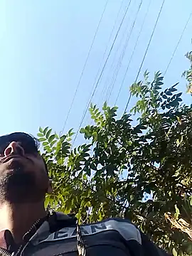 Snapshot of LesserUpset chatting on 11.17.25 LesserUpset online show from 11.17.25