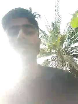 Snapshot of LesserUpset chatting on 11.26.25 LesserUpset online show from 11.26.25