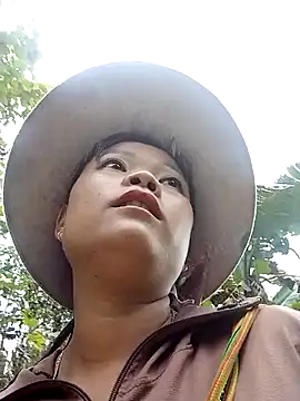 Samyy xx online show from 12.18.25