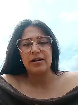 Maria delos angeles online show from 10.22.25