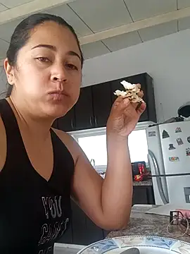 Maria delos angeles online show from 10.23.25