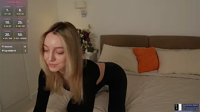 SophieBelll online show from 05.06.26