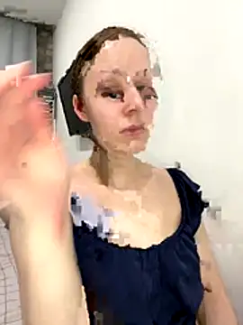 Snapshot of Im_Regina chatting on 12.18.25 Im Regina online show from 12.18.25