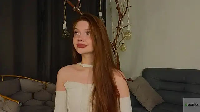 Nicole Broown  online show from 05.10.26