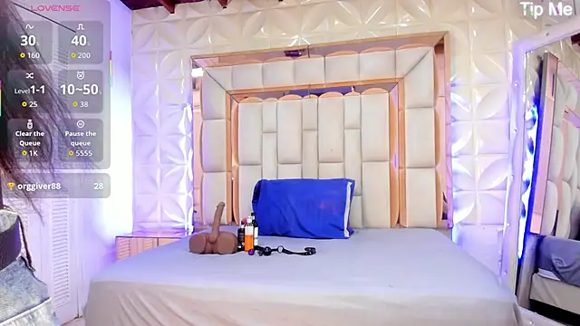 Snapshot of Sarah_Adamss chatting on 02.13.26 Sarah Adamss online show from 02.13.26