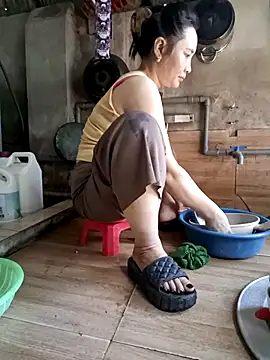 Lazzikaka online show from 10.02.25