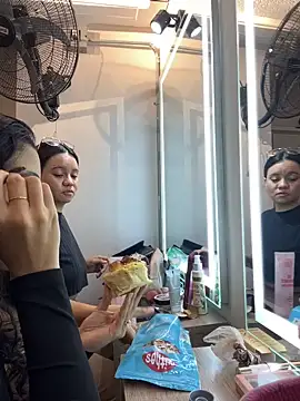 ChloeRosses online show from 04.21.26