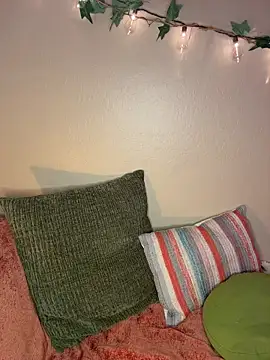 DesertLuxe online show from 01.15.26