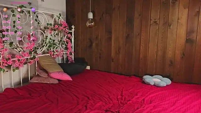 TawanaWalleck online show from 10.13.25