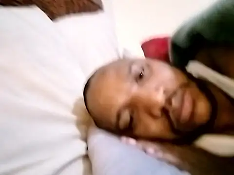 Snapshot of Juicylava2 chatting on 09.30.25 Juicylava2 online show from 09.30.25